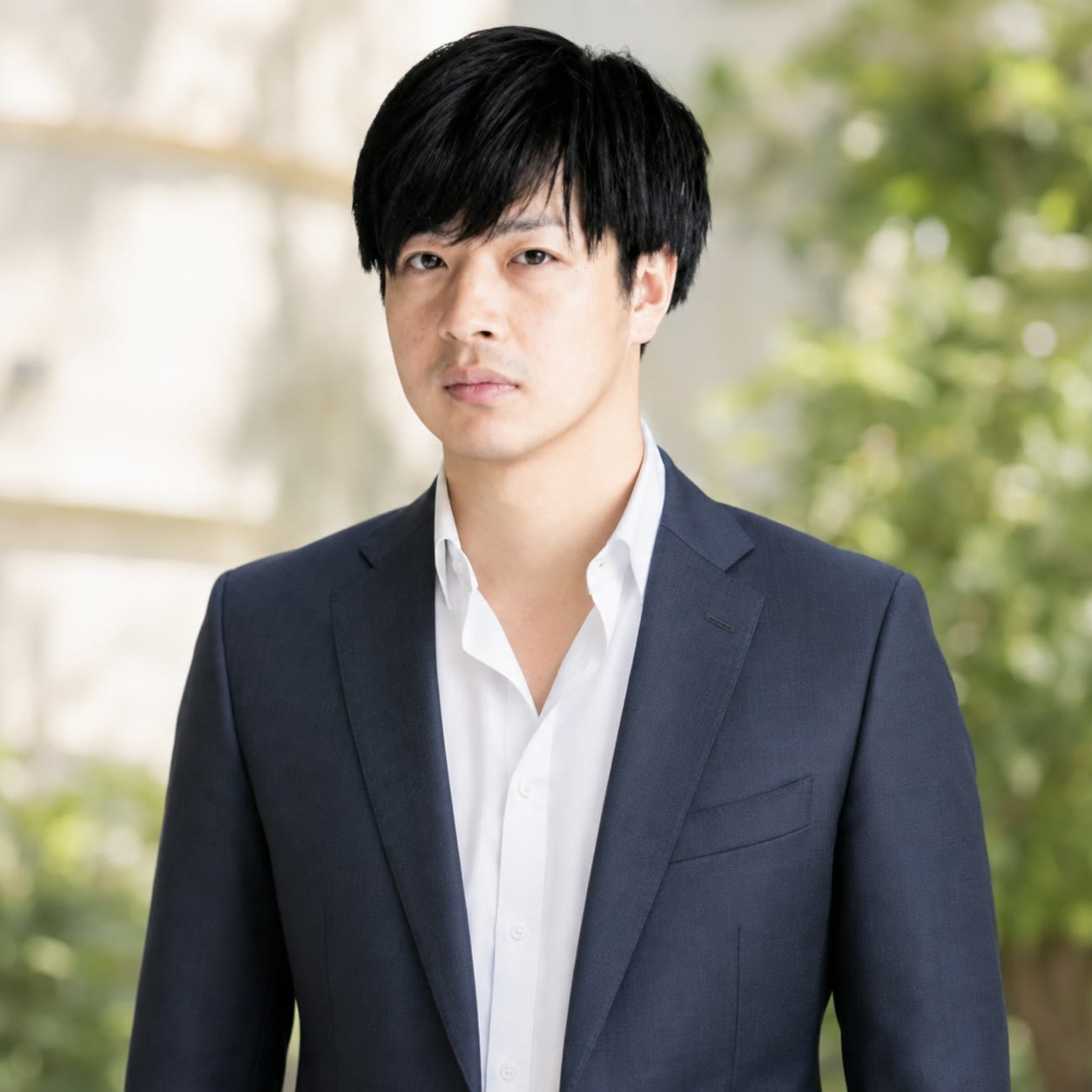 鈴木 主大（Chief Strategy Officer）のポートレート